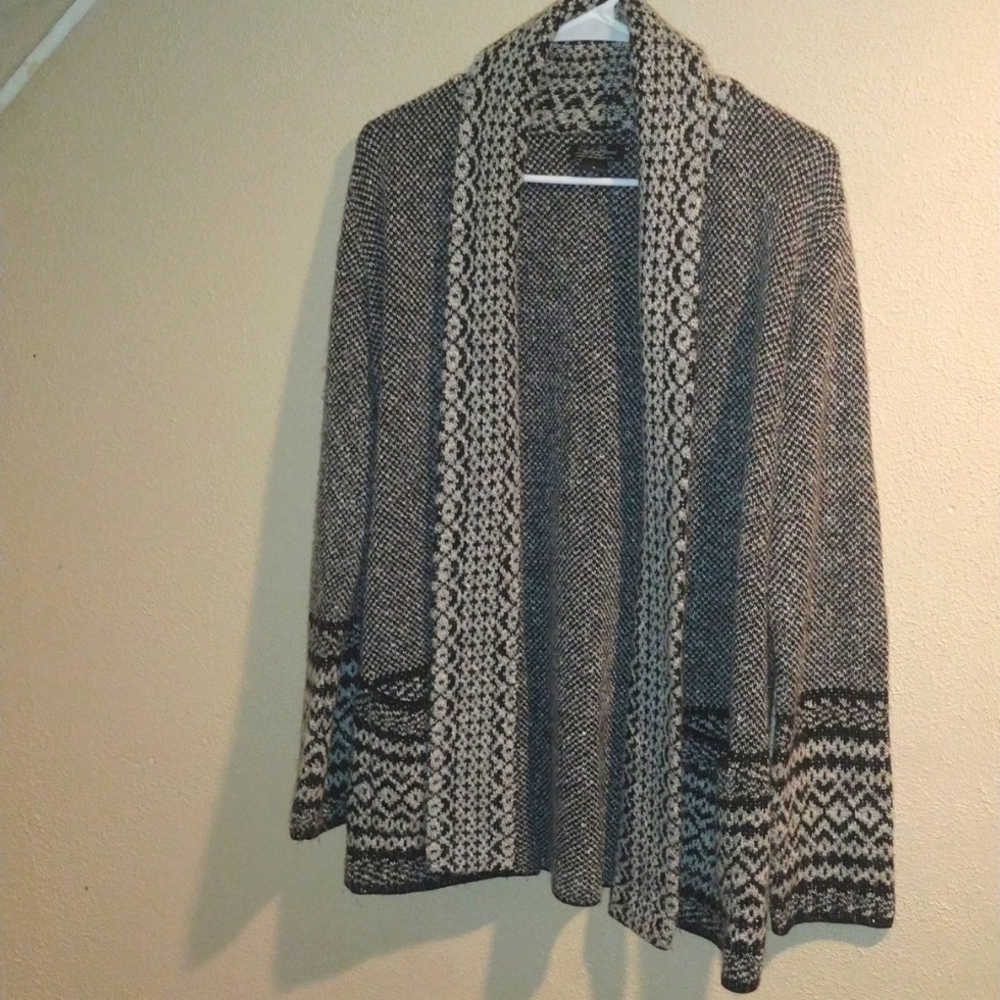 Lucky Brand Cream and Black Cardigan Sweater S